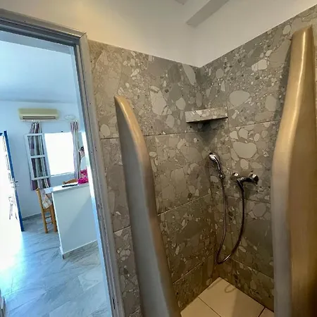 Country House Apartments アパート